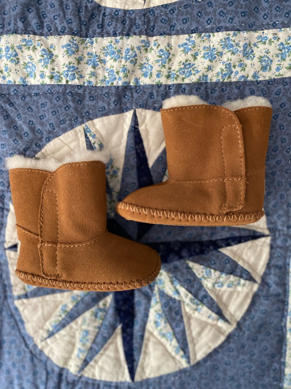 UGG baby Chestnut Suede Shearling-Lined Boots